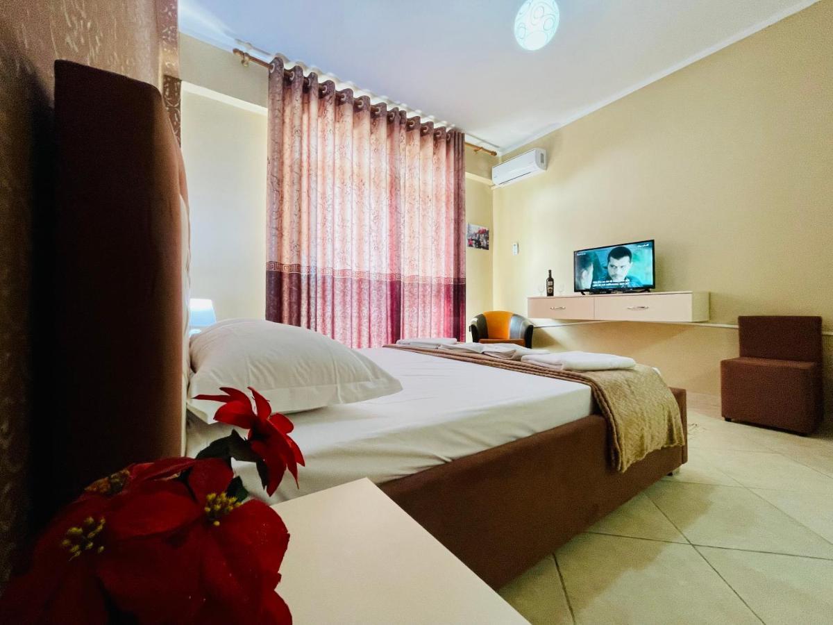 Vila3 Hotel Avlonya Dış mekan fotoğraf