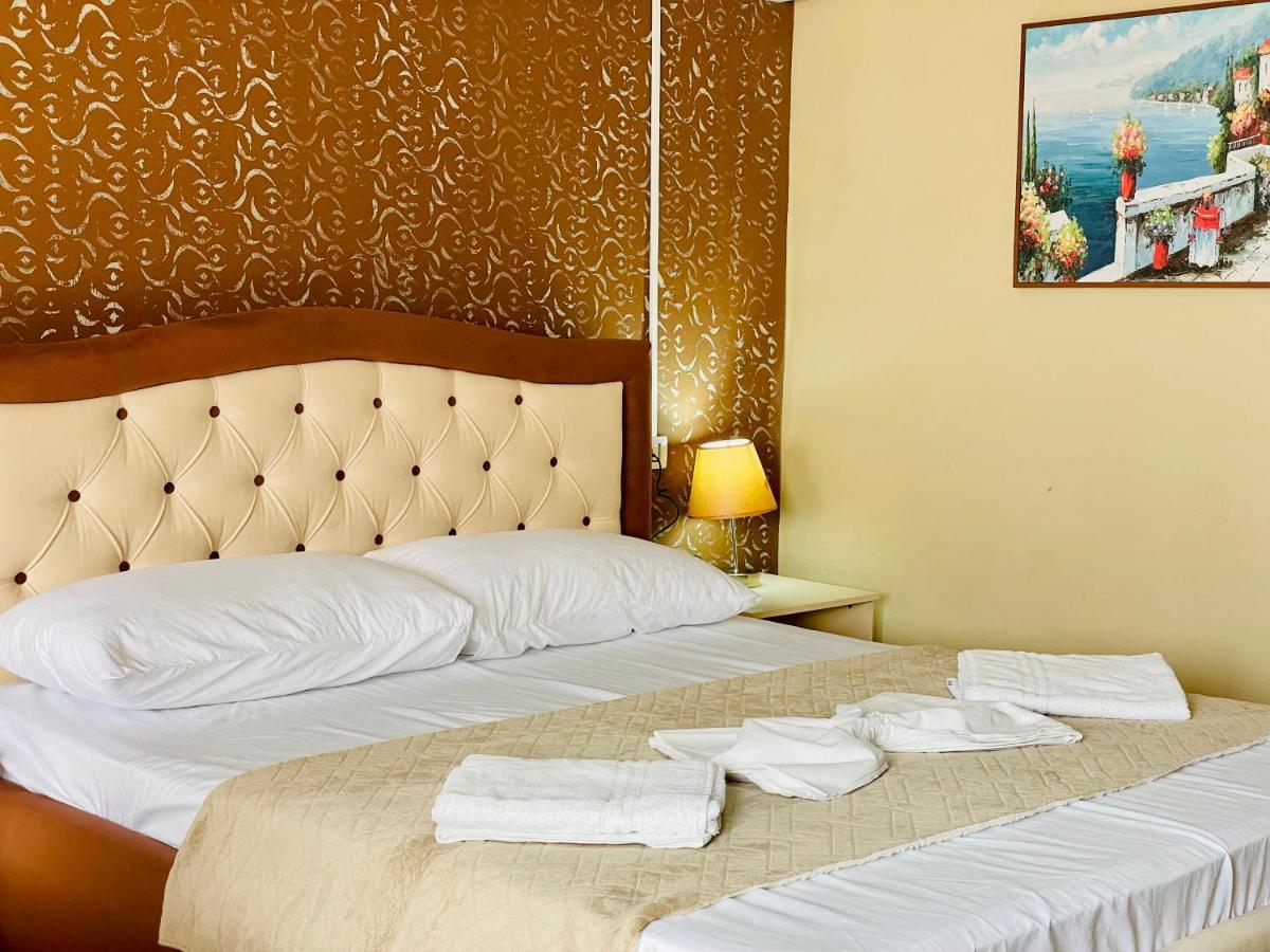 Vila3 Hotel Avlonya Dış mekan fotoğraf