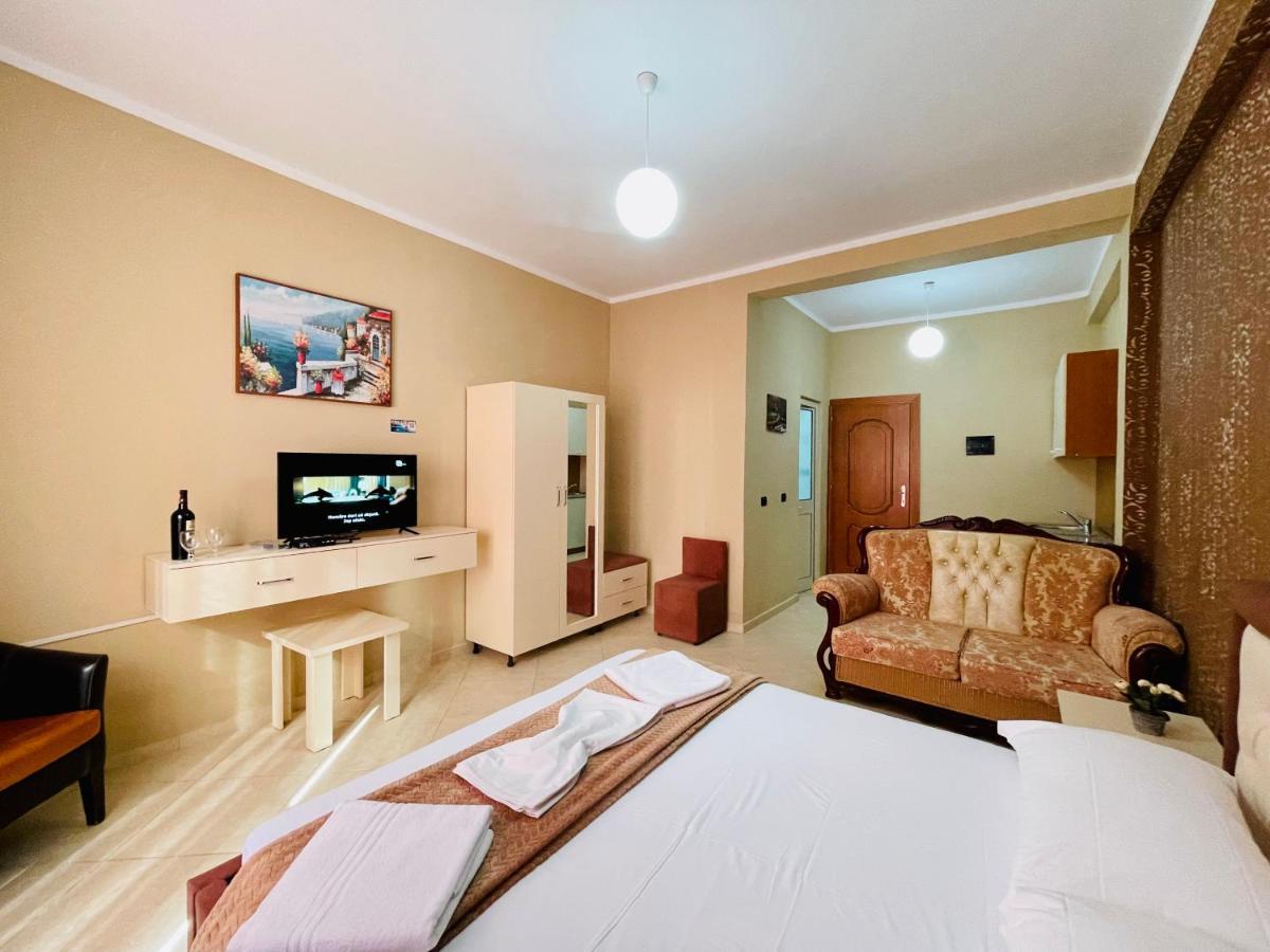 Vila3 Hotel Avlonya Dış mekan fotoğraf