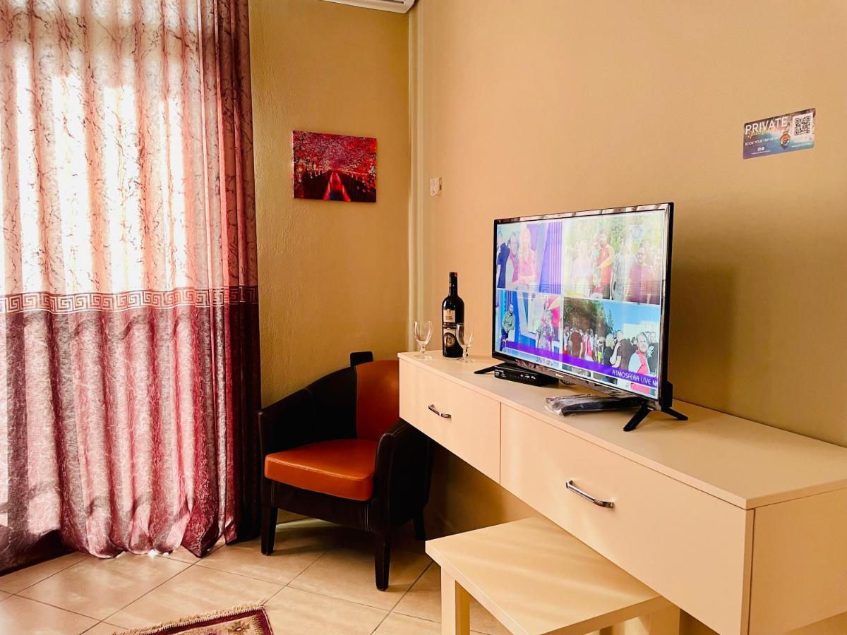 Vila3 Hotel Avlonya Dış mekan fotoğraf